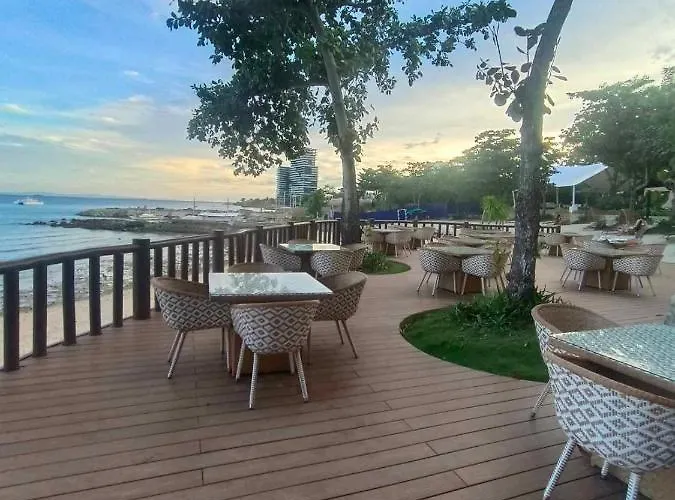 Aparthotel Mactan Newtown Unit Near Airport