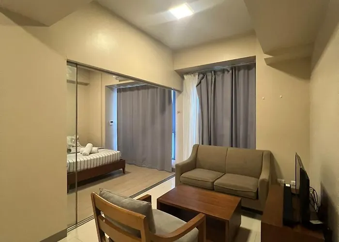 Mactan Newtown Unit Near Airport *